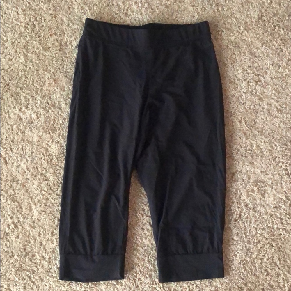 Nike women’s bliss cropped pants